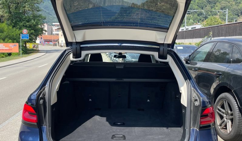 
								BMW 520d xDrive 48V Touring Steptronic (Station wagon) full									