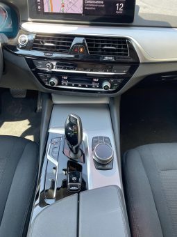 
										BMW 520d xDrive 48V Touring Steptronic (Station wagon) full									