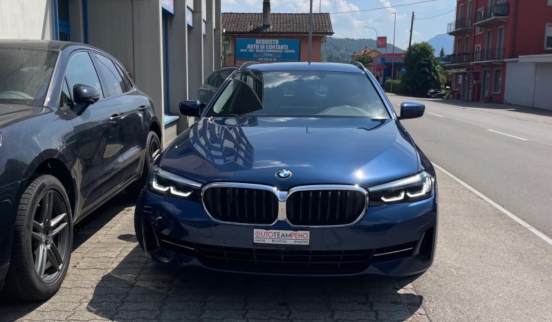 
								BMW 520d xDrive 48V Touring Steptronic (Station wagon) full									
