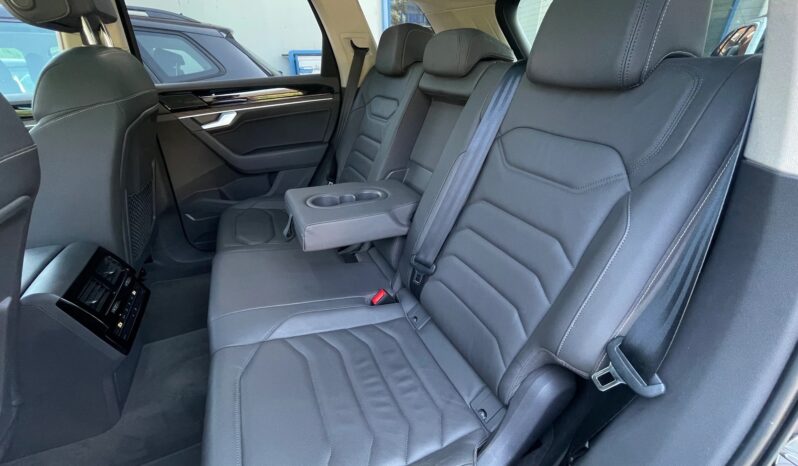 
								VW Touareg 3.0 TSI PHEV Atmosphere Tiptronic full									