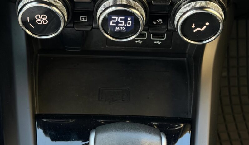 
								RENAULT Arkana 1.6 E-Tech Engineered full									