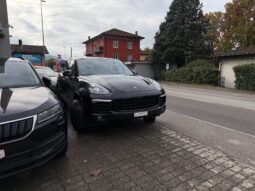 
										PORSCHE Cayenne S E-Hybrid full									