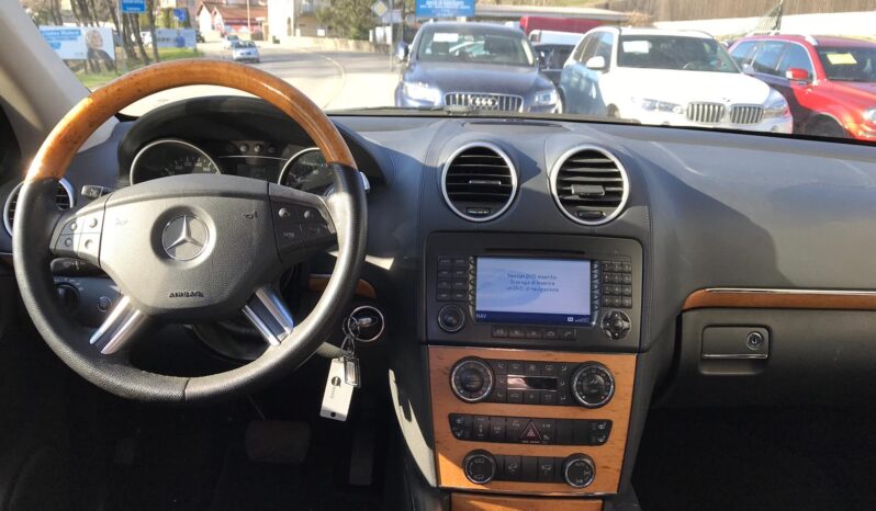 
								MERCEDES-BENZ GL 500 4Matic 7G-Tronic full									