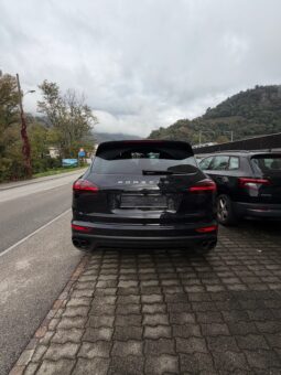 
										PORSCHE Cayenne S E-Hybrid full									