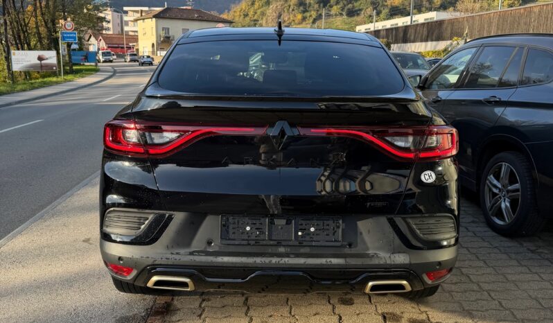 
								RENAULT Arkana 1.6 E-Tech Engineered full									