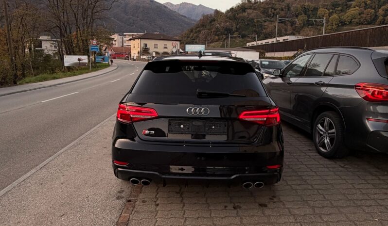 
								AUDI S3 Sportback 2.0 TFSI quattro S-tronic full									