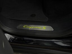 
										PORSCHE Cayenne S E-Hybrid full									