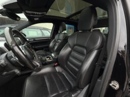 
										PORSCHE Cayenne S E-Hybrid full									