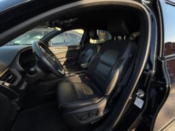 
										RENAULT Arkana 1.6 E-Tech Engineered full									