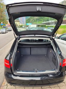 
										AUDI A4 Avant 2.0 TDI Attraction multitronic (Station wagon) full									