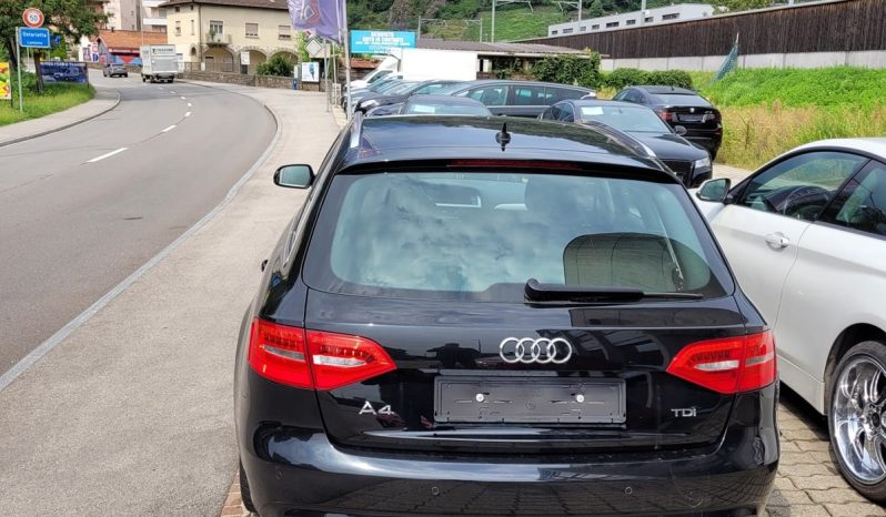 
								AUDI A4 Avant 2.0 TDI Attraction multitronic (Station wagon) full									
