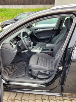 
										AUDI A4 Avant 2.0 TDI Attraction multitronic (Station wagon) full									