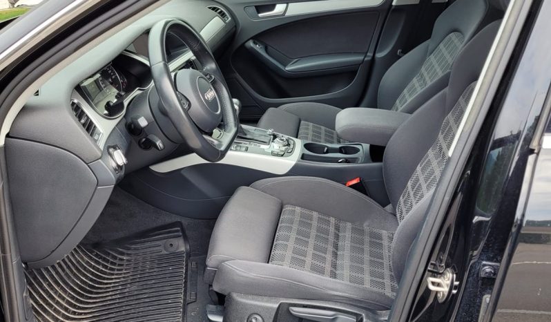 
								AUDI A4 Avant 2.0 TDI Attraction multitronic (Station wagon) full									