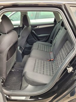 
										AUDI A4 Avant 2.0 TDI Attraction multitronic (Station wagon) full									