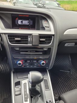 
										AUDI A4 Avant 2.0 TDI Attraction multitronic (Station wagon) full									