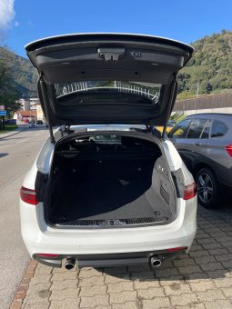 
										JAGUAR XF Sportbrake 2.0 240 R-Sport AWD Automatic (Station wagon) full									