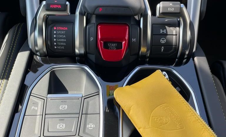 
								LAMBORGHINI Urus E-Gear (SUV / Fuoristrada) full									
