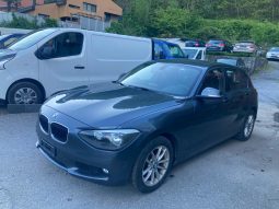 
										BMW 116i (Berlina) full									