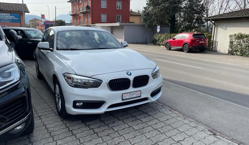 
								BMW 118i Steptronic (Berlina) full									