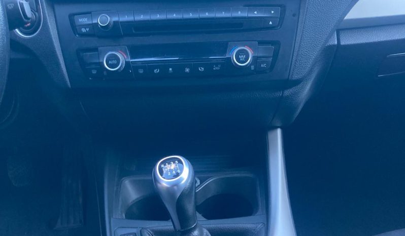 
								BMW 116i (Berlina) full									