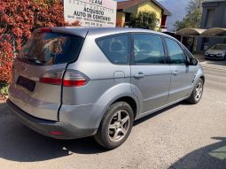 
										FORD S-Max 2.0i Titanium (Monovolume) full									