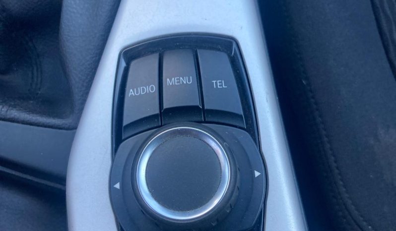 
								BMW 116i (Berlina) full									