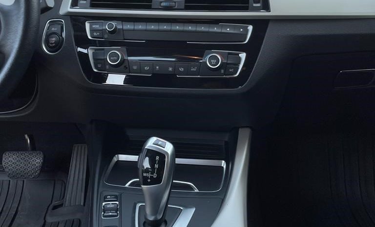 
								BMW 118i Steptronic (Berlina) full									