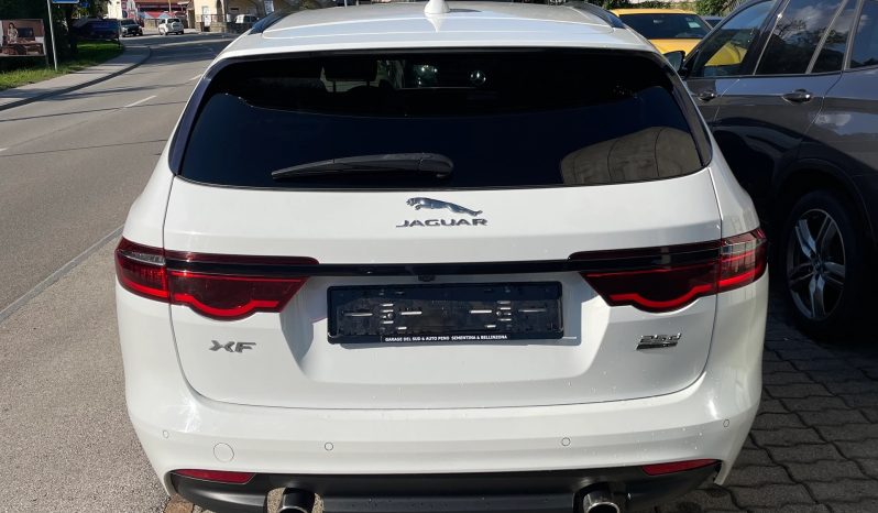 
								JAGUAR XF Sportbrake 2.0 240 R-Sport AWD Automatic (Station wagon) full									