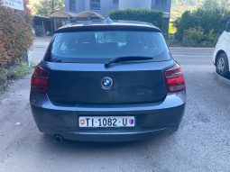 
										BMW 116i (Berlina) full									