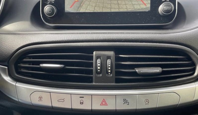 
								FIAT Tipo 1.6 MJ Lounge (Berlina) full									