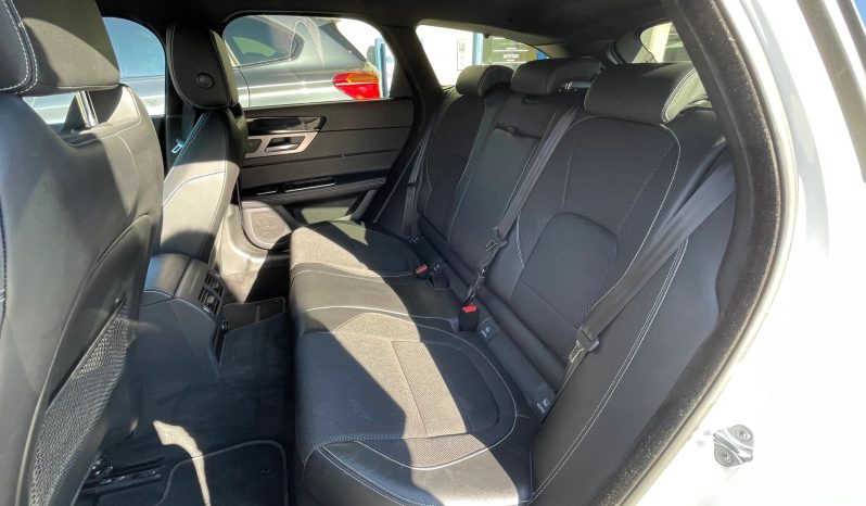 
								JAGUAR XF Sportbrake 2.0 240 R-Sport AWD Automatic (Station wagon) full									