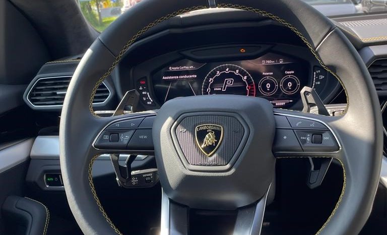 
								LAMBORGHINI Urus E-Gear (SUV / Fuoristrada) full									