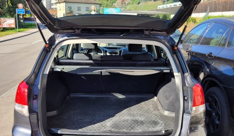 
								SUBARU Legacy 2.0D Swiss AWD (Station wagon) full									
