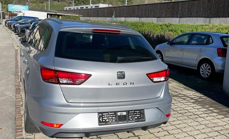 
								SEAT Leon ST 1.6 TDI Mocean DSG (Station wagon) full									