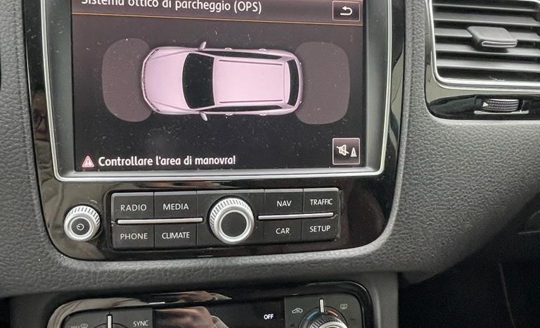 
								VW Touareg 3.0 TDI BlueMotion Technology Tiptronic (SUV / Fuoristrada) full									
