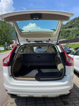 
										VOLVO XC60 T5 Summum R-Design Powershift (SUV / Fuoristrada) full									