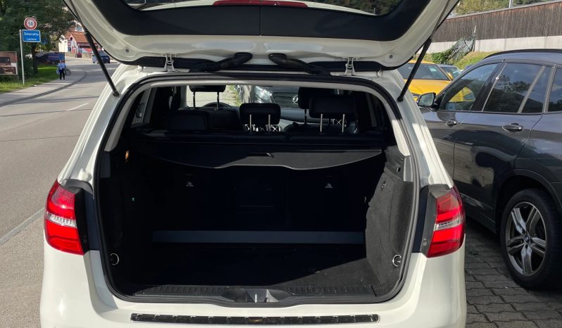 
								MERCEDES-BENZ B 220 CDI Urban 4Matic 7G-DCT (Monovolume) full									