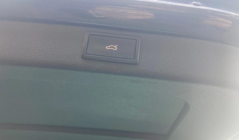 
								SKODA Superb Combi 1.8 TSI Elegance (Station wagon) full									