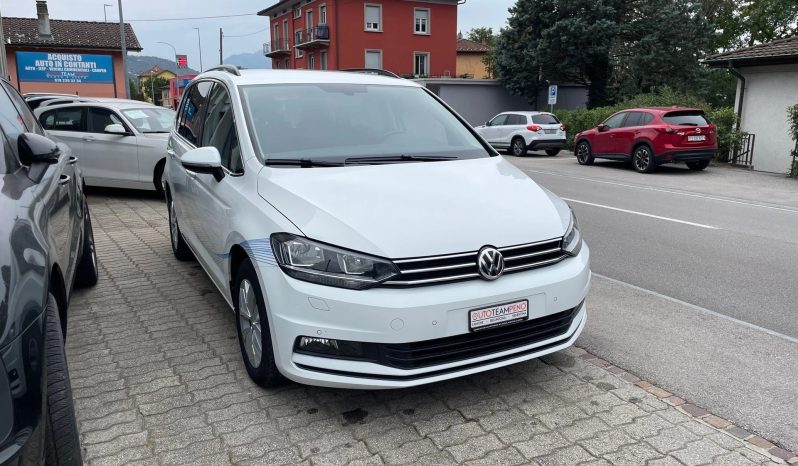 
								VW Touran 1.6 TDI BlueMotion Technology Trendline DSG (Monovolume) full									