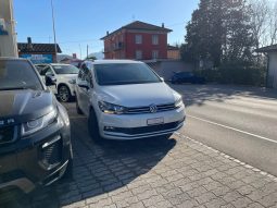 
										VW Touran 1.6 TDI BlueMotion Technology Comfortline (Monovolume) full									