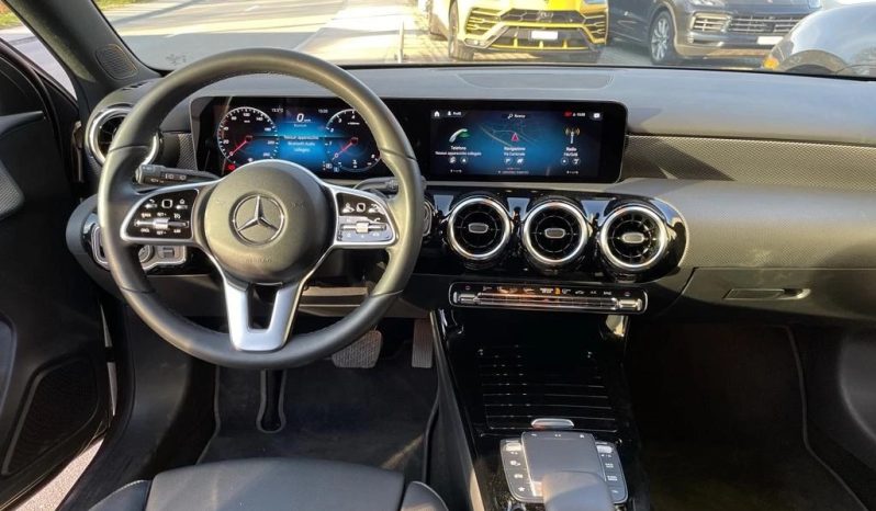 
								MERCEDES-BENZ A 180 Progressive 7G-DCT (Berlina) full									