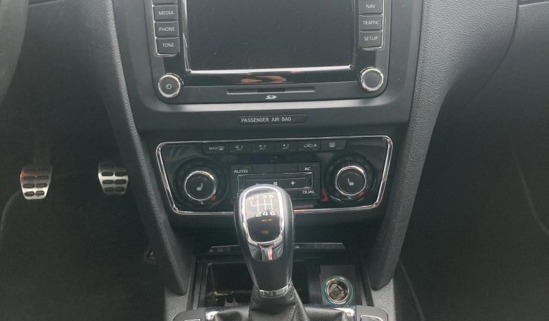 
								SKODA Superb Combi 1.8 TSI Elegance (Station wagon) full									