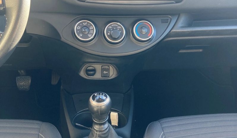 
								TOYOTA Yaris 1.5 Comfort (Piccola auto) full									