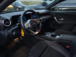 
										MERCEDES-BENZ A 200 AMG Line 7G-DCT (Berlina) full									