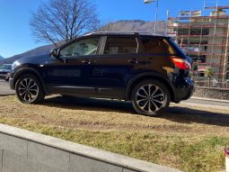 
										NISSAN Qashqai 2.0 tekna (SUV / Fuoristrada) full									