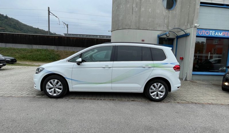 
								VW Touran 1.6 TDI BlueMotion Technology Trendline DSG (Monovolume) full									