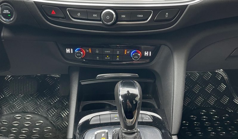 
								OPEL Insignia 1.6 CDTI Sports Tourer Edition Automatic (Station wagon) full									