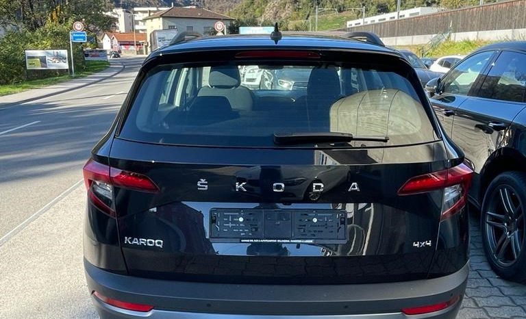 
								SKODA Karoq 2.0 TDI CR Ambition 4×4 DSG (SUV / Fuoristrada) full									