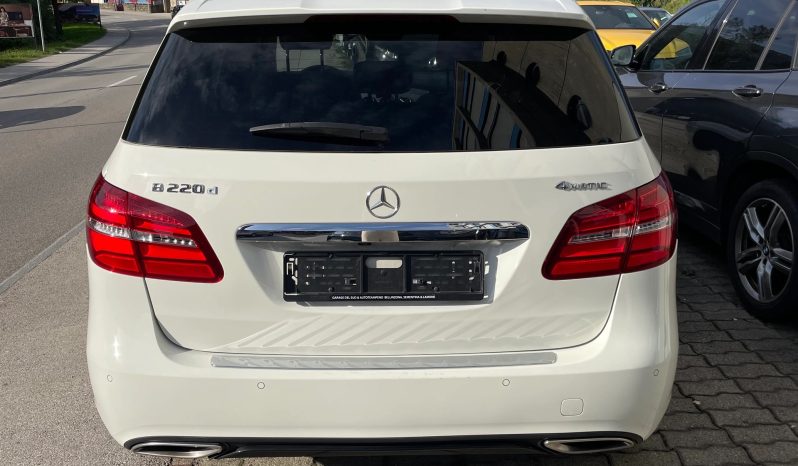 
								MERCEDES-BENZ B 220 CDI Urban 4Matic 7G-DCT (Monovolume) full									