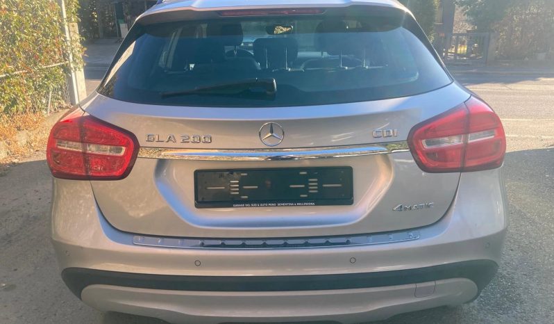
								MERCEDES-BENZ GLA 200 CDI Style 4Matic 7G-DCT (SUV / Fuoristrada) full									